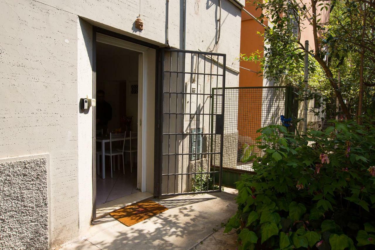 Sant'Orsola Apartment 博洛尼亚 外观 照片